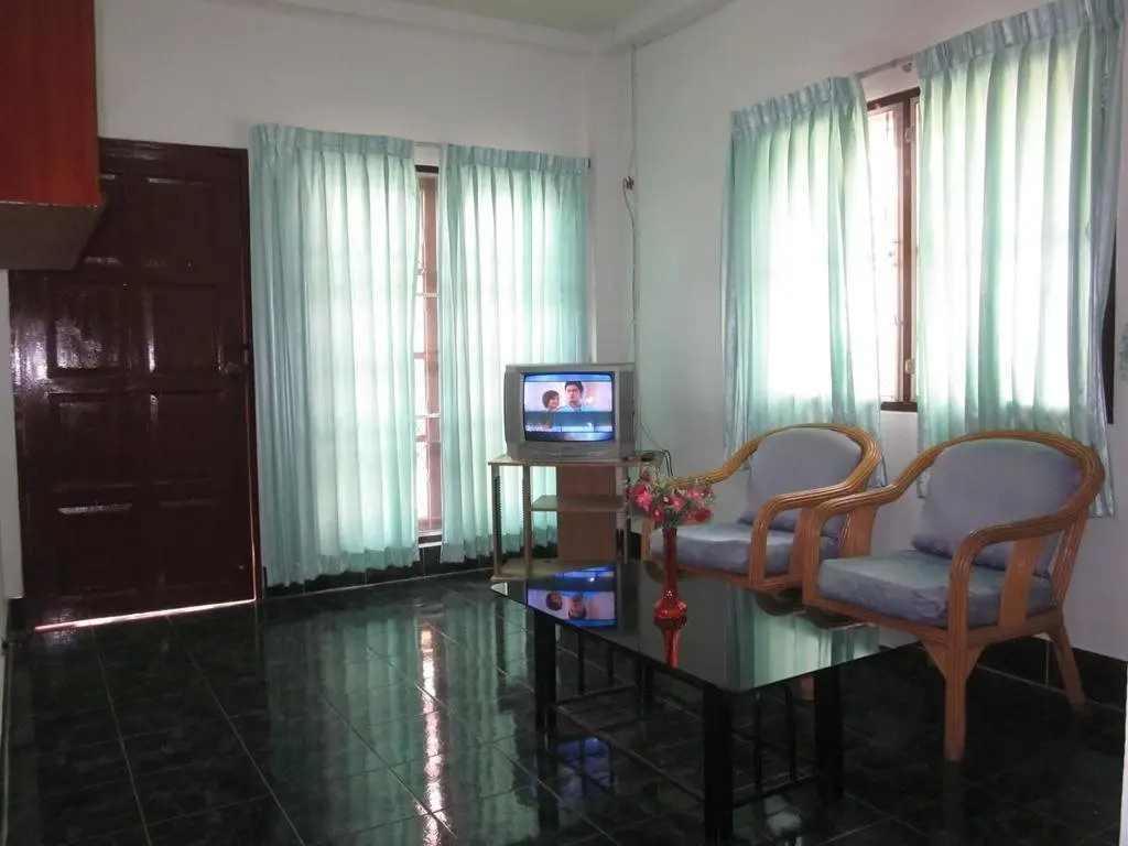 Кату: Bella Tropicana Hotel and Guesthouse