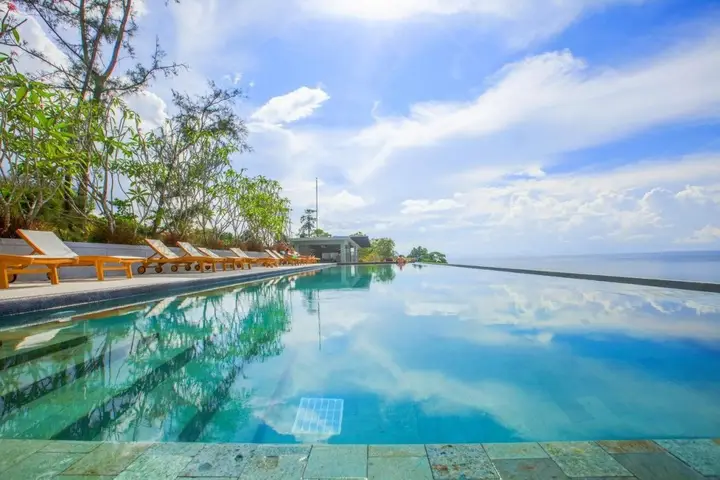 Пхукет: Отель Norn Talay Surin Beach Phuket