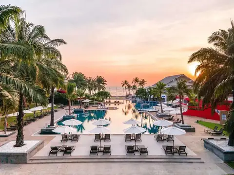 Отель Radisson Resort & Spa Hua Hin — фото 1