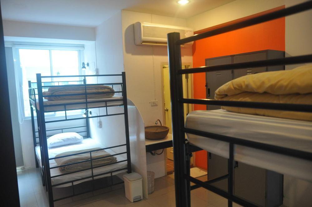 Бангкок: Check Inn Phromphong