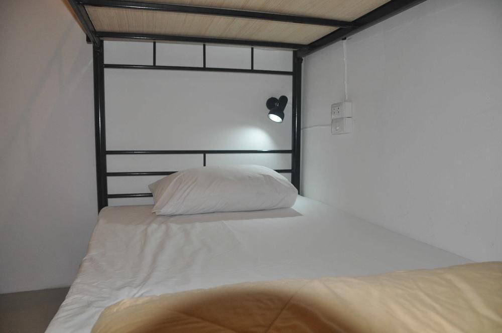 Бангкок: Check Inn Phromphong