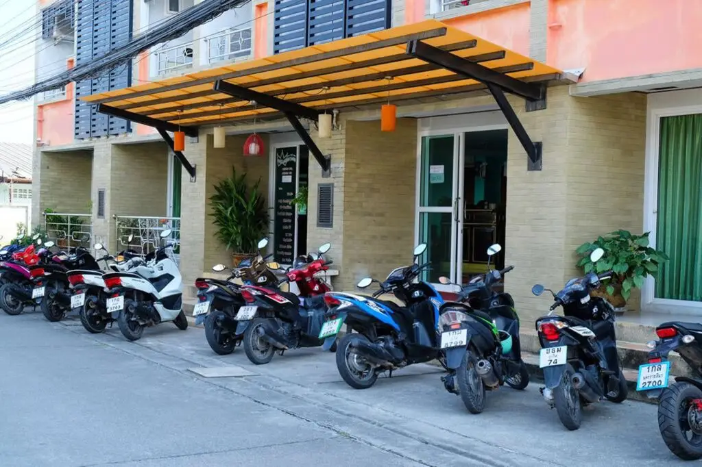 Муанг: Raya Rawai Place