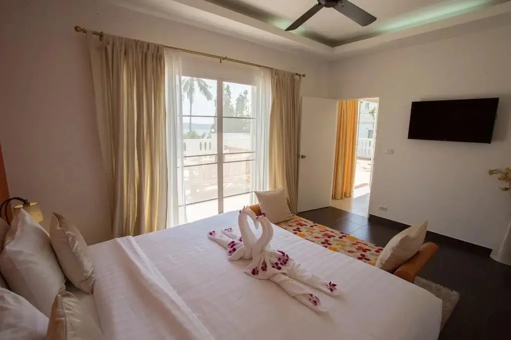 Муанг: Blissful Tropical Stay at SeaLaVie Villa