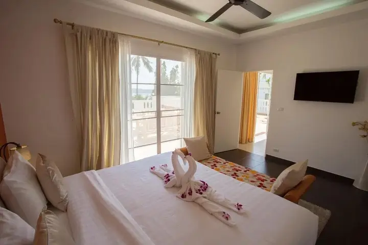 Муанг: Blissful Tropical Stay at SeaLaVie Villa