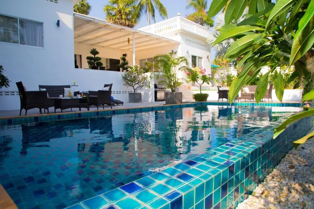 Муанг: Blissful Tropical Stay at SeaLaVie Villa