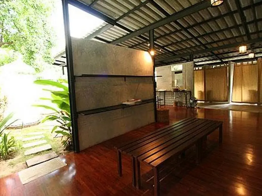 Сирача: Khao Kheaw es-ta-te Camping Resort & Safari