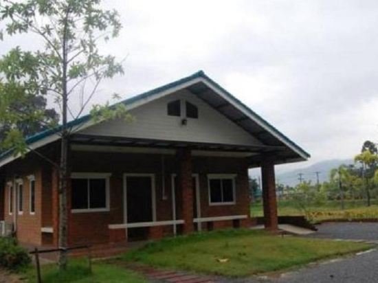 Бан На: I Din Lake View Resort