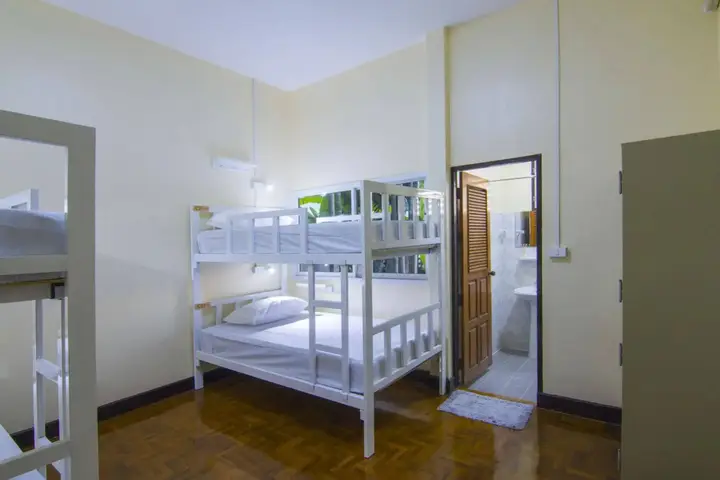 Маерим: Wanida Hostel