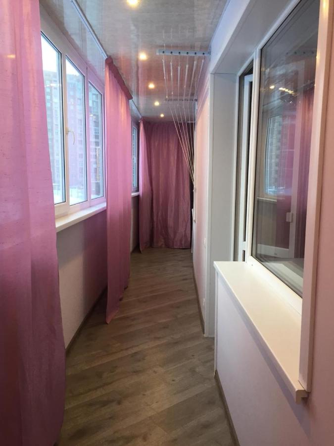 Новосибирск: Large Apartment on Startovaya 1