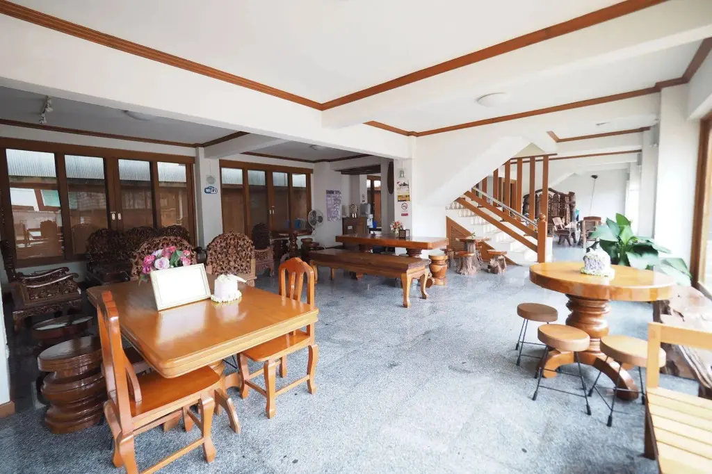 Нан: Fah Place Hotel