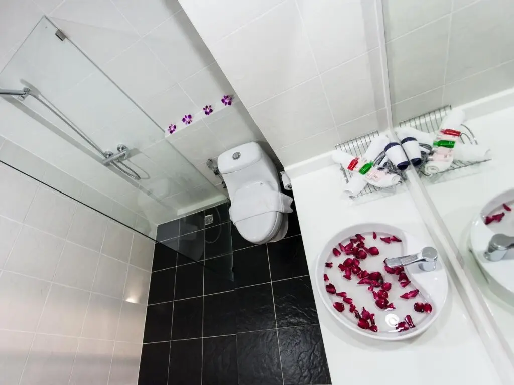 Кату: Grande Elegance Serviced Apartment