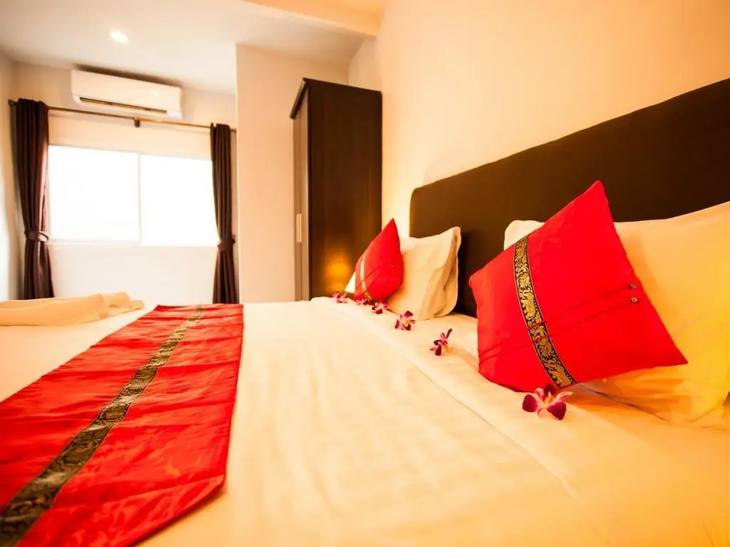 Кату: Grande Elegance Serviced Apartment