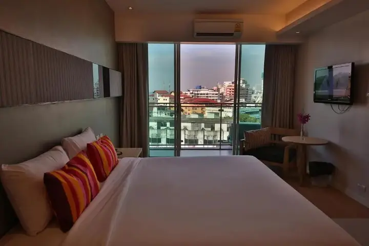 Паттайя: The Sun Xclusive Hotel