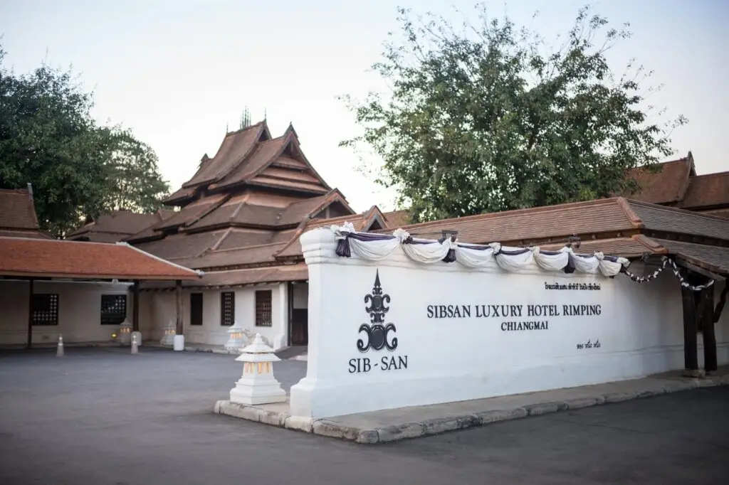 Чиангмай: Sibsan Luxury Hotel Rimping