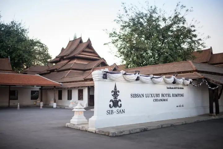 Чиангмай: Sibsan Luxury Hotel Rimping