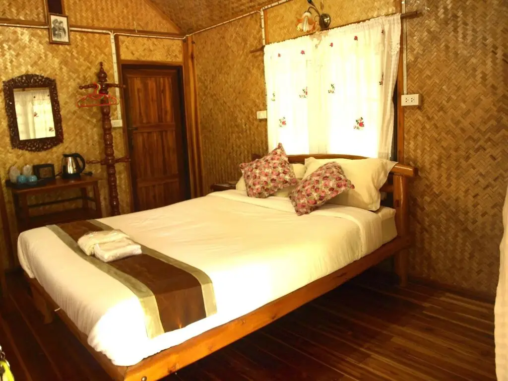 Мей-Сот: Suandarbporn Resort Mae Sot