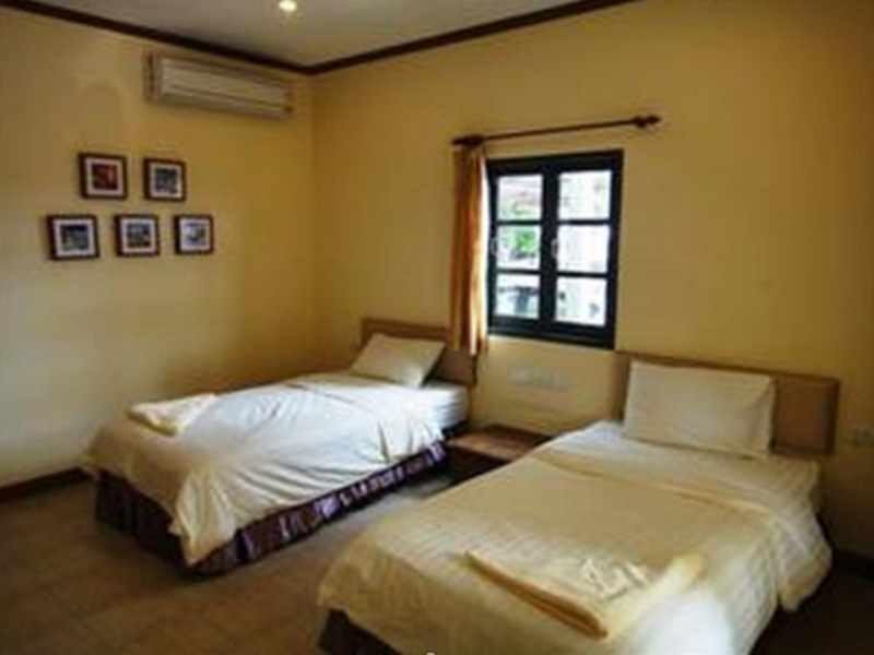 Кхонг Чиам: Ban Kiangnam Hotel