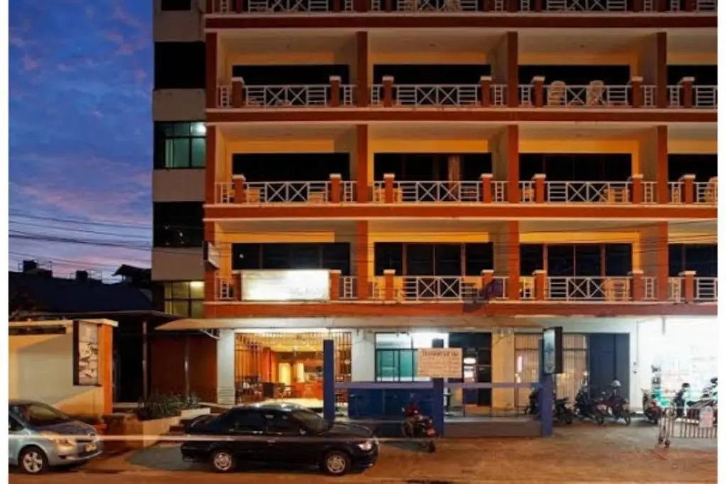 Пхукет: Bauman Ville Hotel