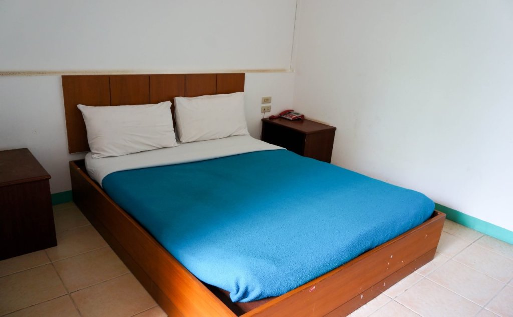 Сураттхани: Plernpetch Hotel