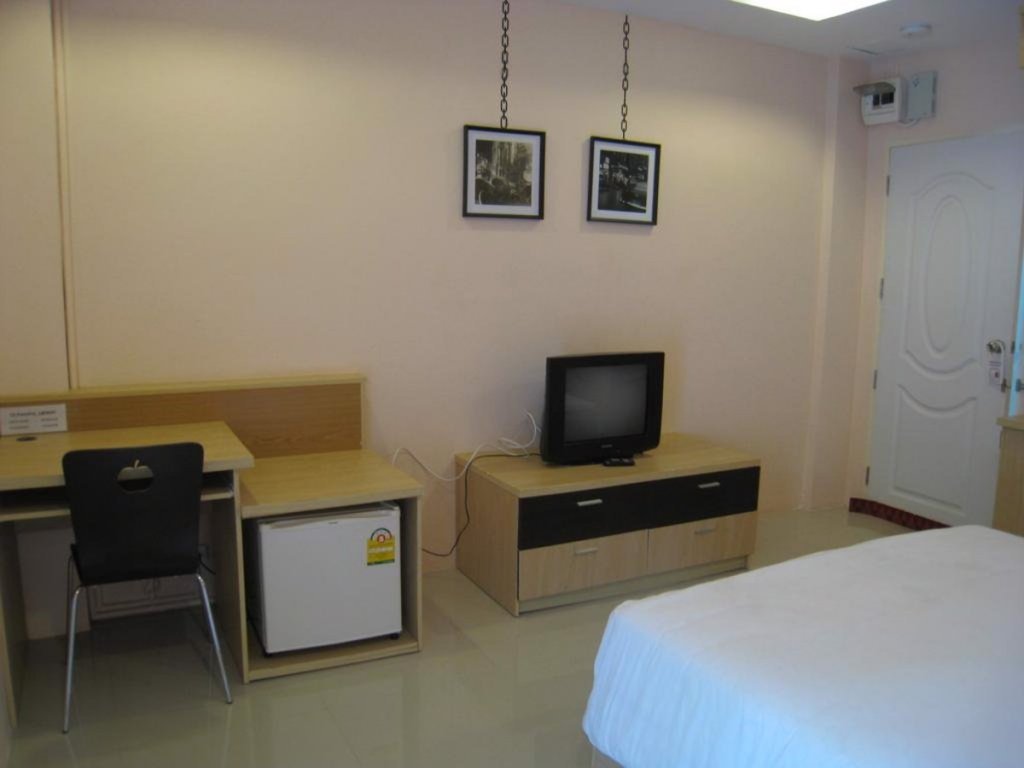 Кхонкэн: C.S. Poonpol Apartment
