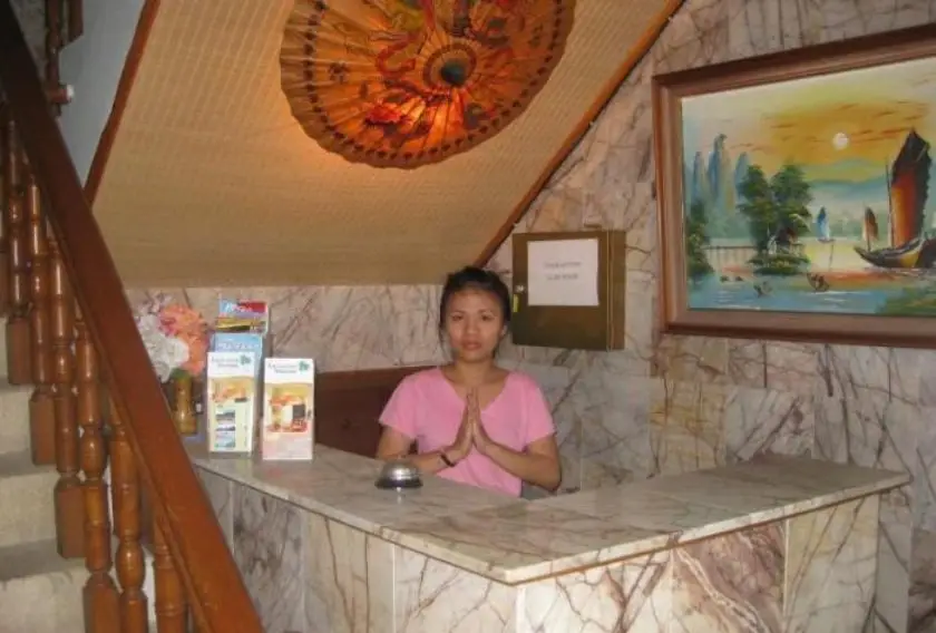 Кату: Lepas Place Hotel