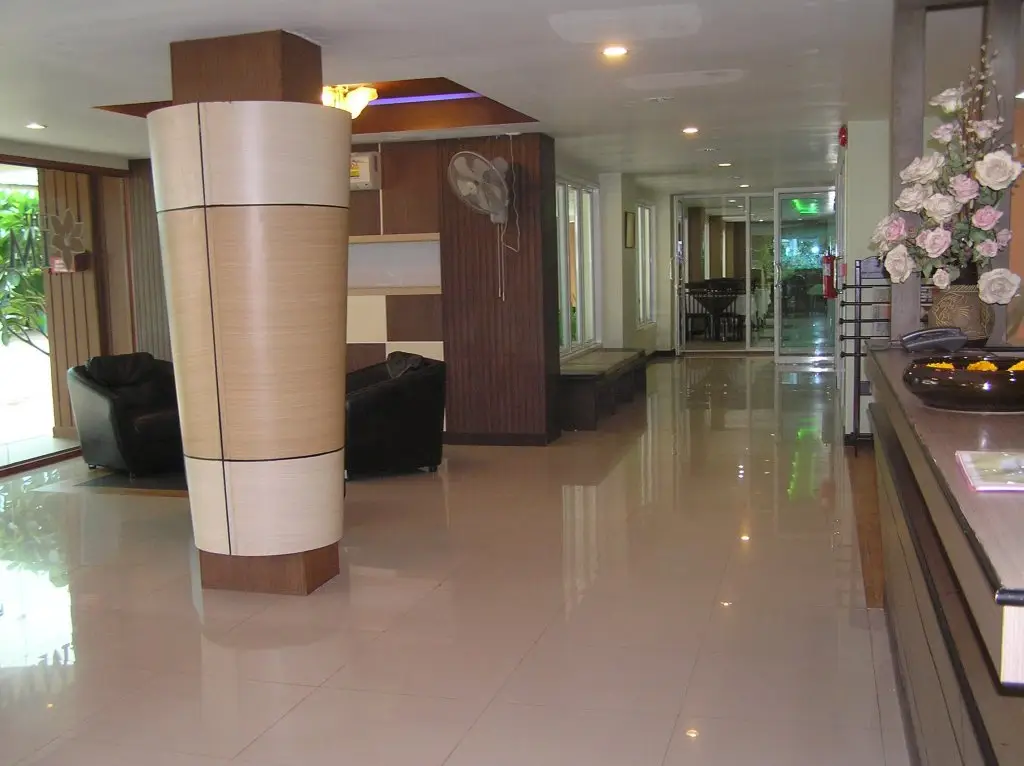 The Impress Khonkaen Hotel — фото 1