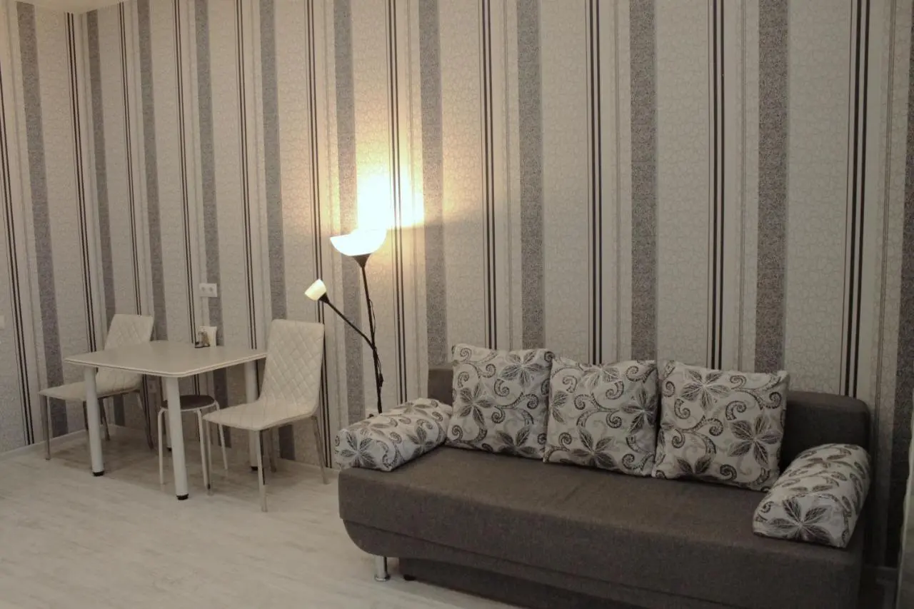 Бердск: Apartment on Karla Marksa 36