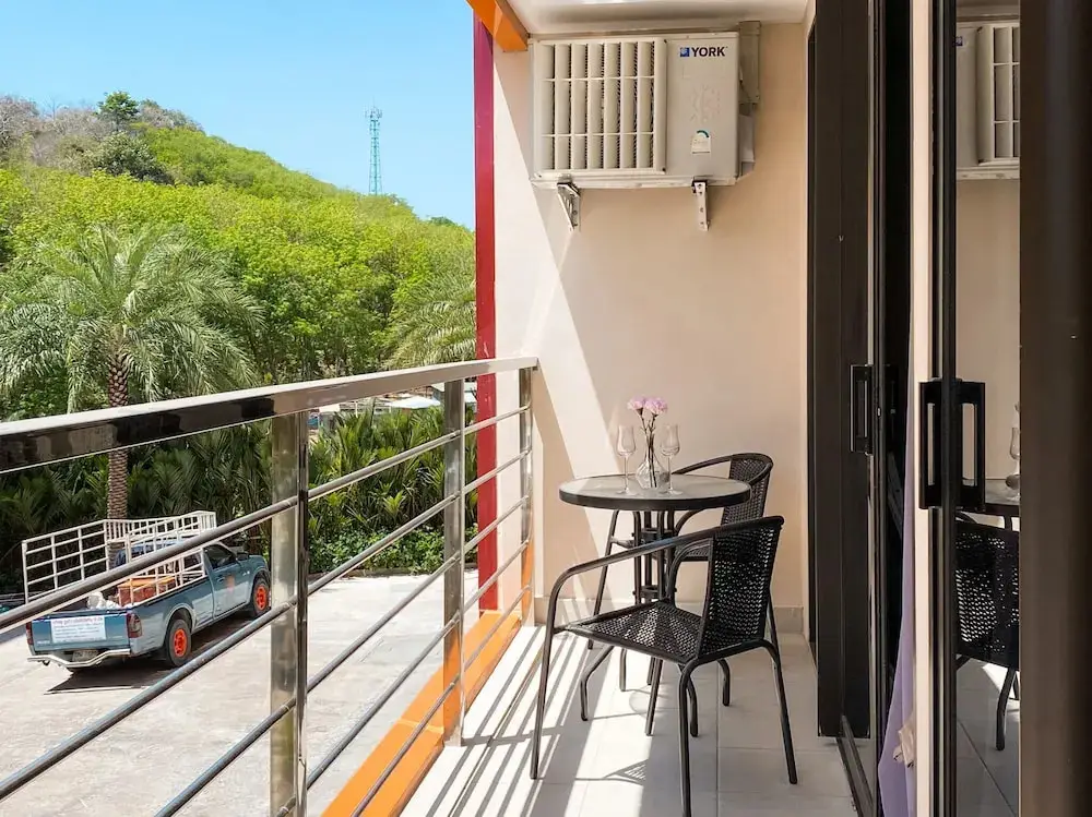 Муанг: Naiharn Sea Apartment