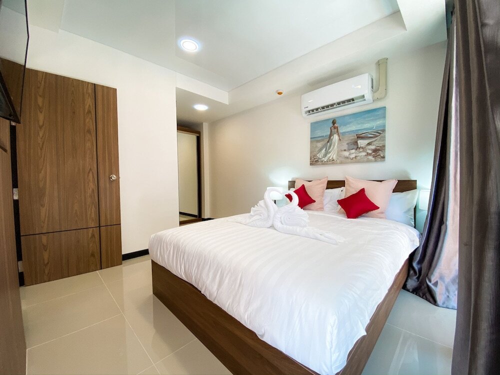 Naiharn Sea Apartment — фото 1