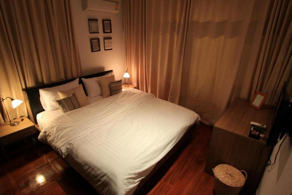 Бангкок: House 23 Guesthouse