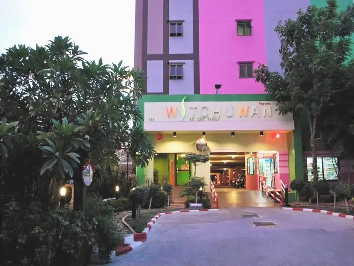 Бангкок: Witchuwan Sport & Spa Apartel