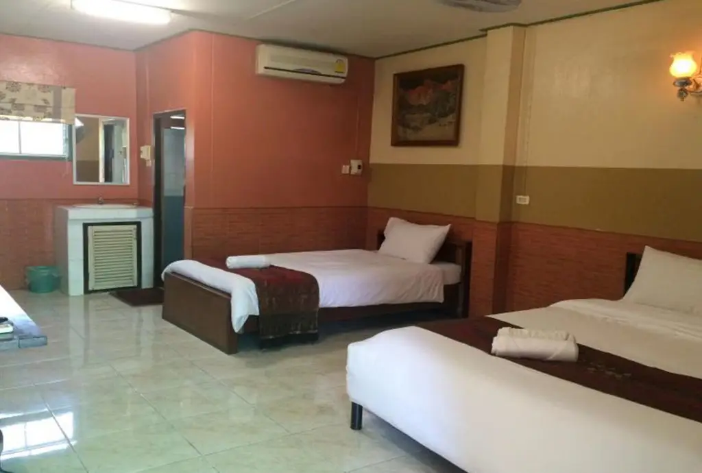 Нан: S.P. Guesthouse