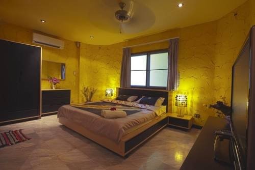 Тхаланг: Sunshine Villa Phuket