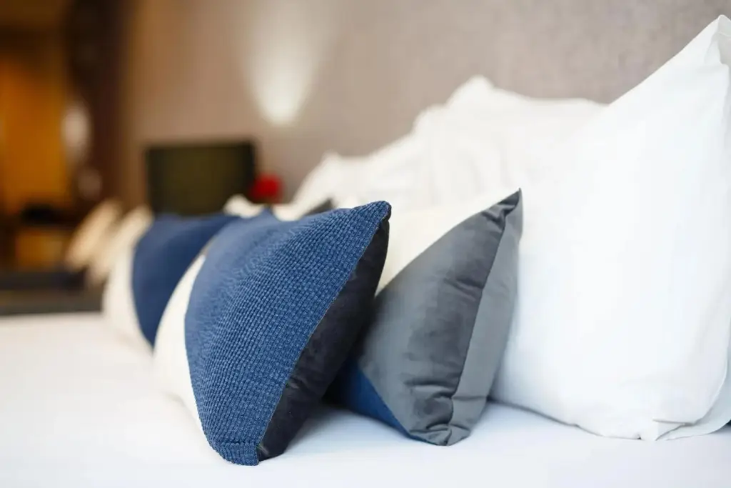 Кату: Platinum Hotel