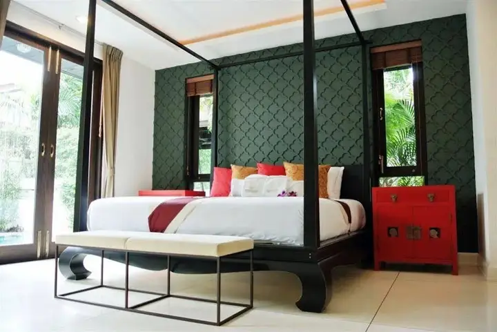Муанг: Phuket Ratchamaka Pool Villa
