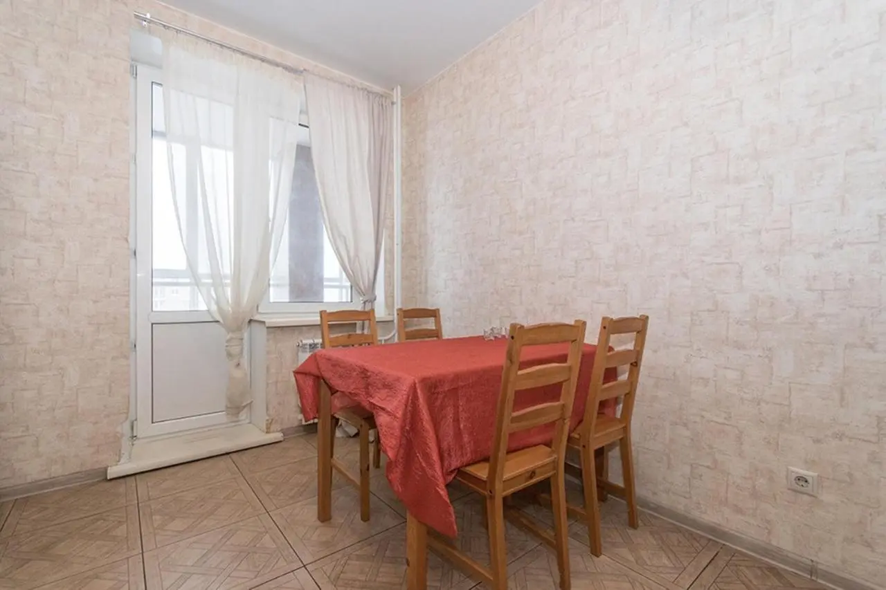 Новосибирск: 2к Дуси Ковальчук, 238