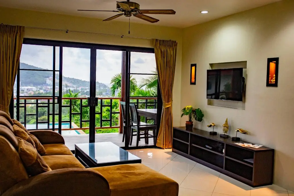 Кату: Baan Chom View Kamala