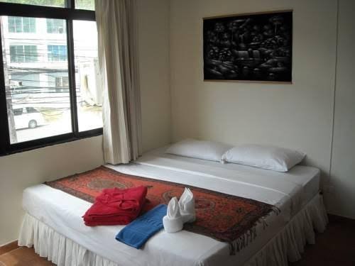 Кату: Ya Guesthouse