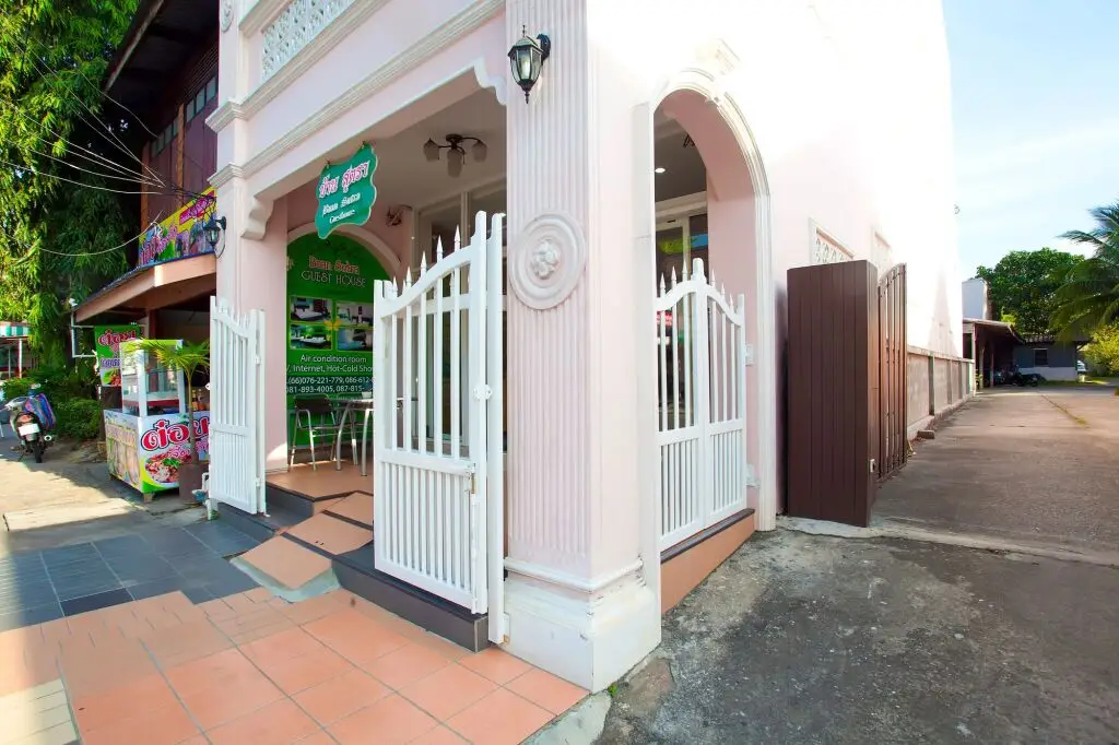 Муанг: Baan Sutra Guesthouse