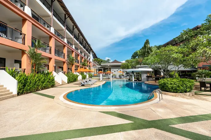 Пхукет: Курортный отель Kata Sea Breeze Resort