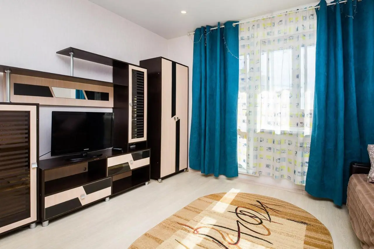 Новосибирск: Немировича Данченко 144/1