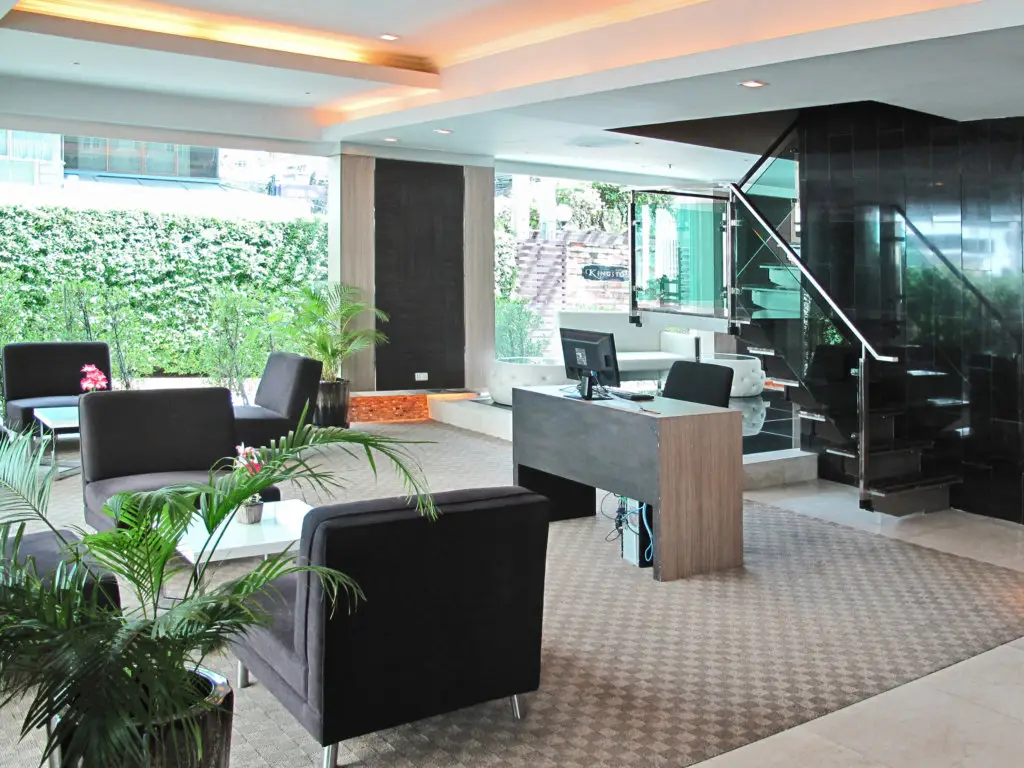 Бангкок: Kingston Suites 