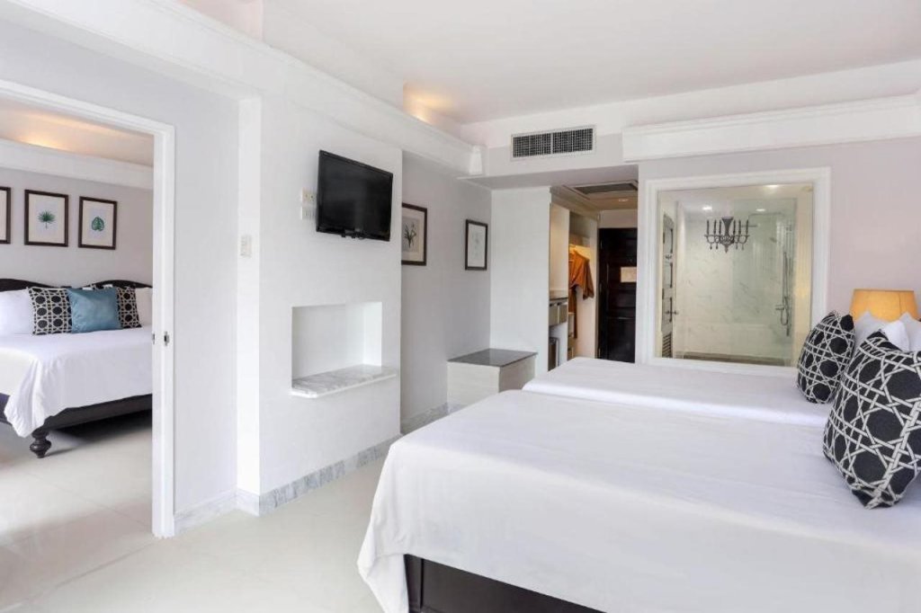 Пхукет: Thavorn Palm Beach Resort Phuket