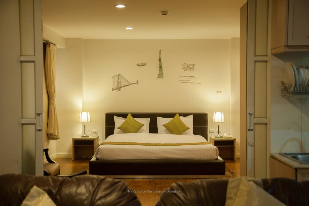 Бангкок: Nara Suite Residence Bangkok