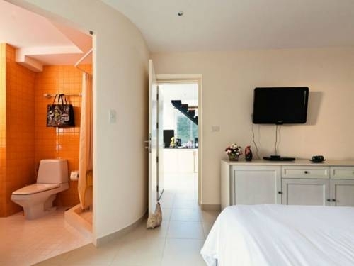 Кату: Rooms at The 9th