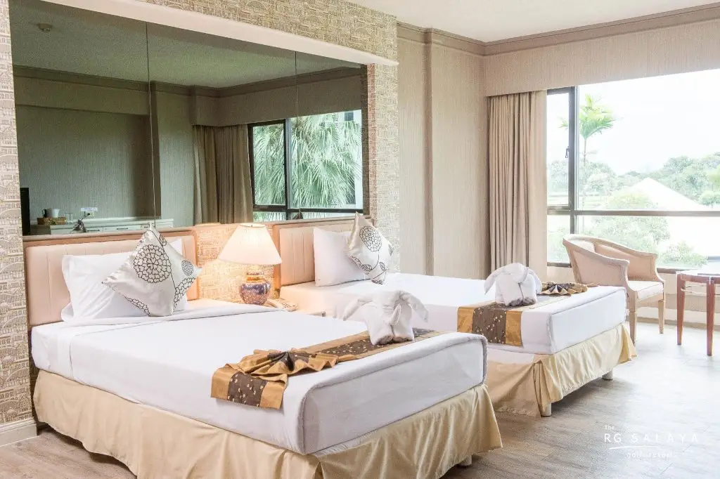Пхуттхамонтхон: Royal Gems Golf Resort