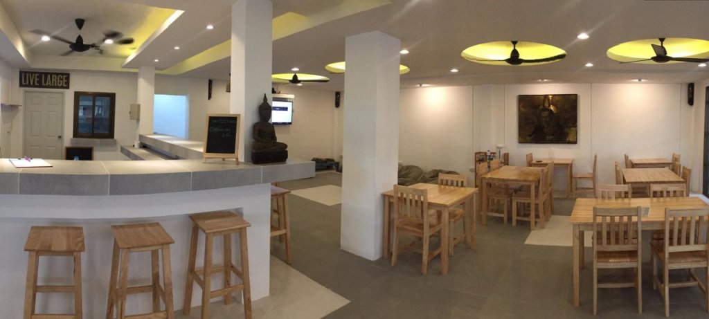 Самуи: KhunThai GuestHouse