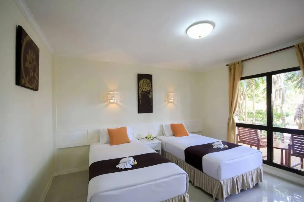 Муанг: Coral Island Resort