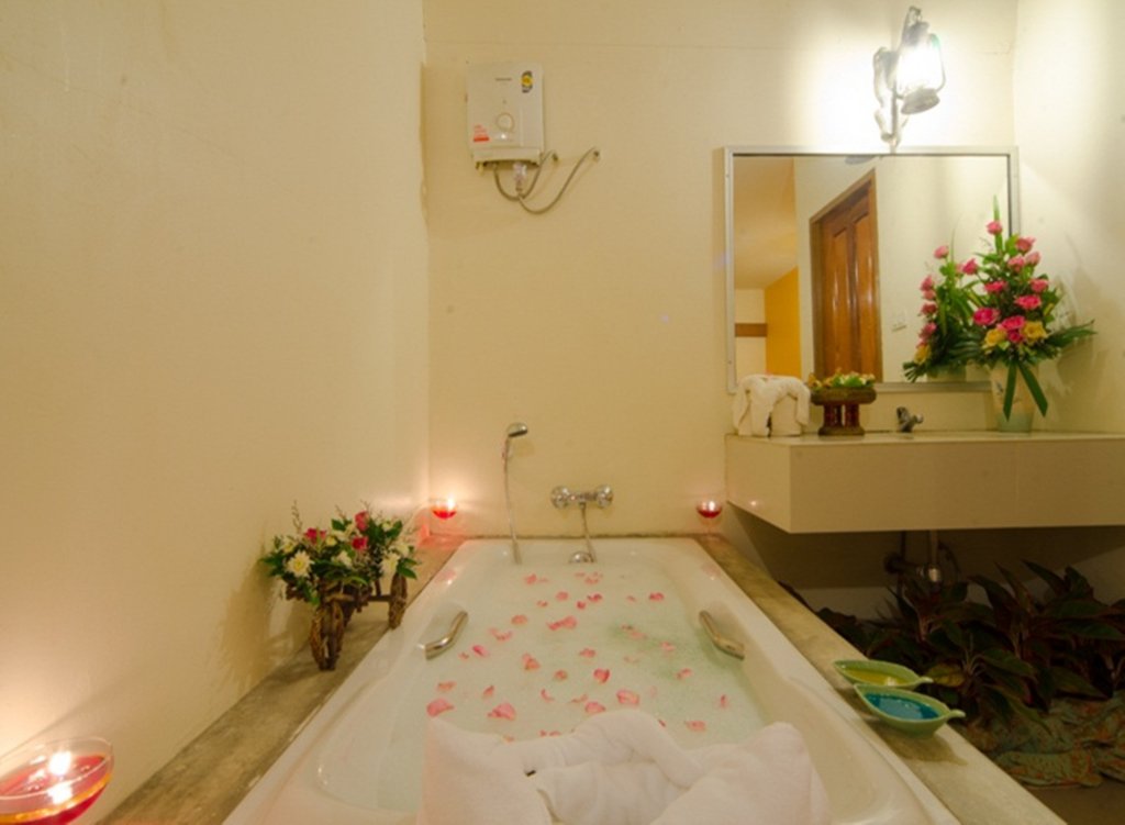 Паттайя: Eastiny Place Hotel