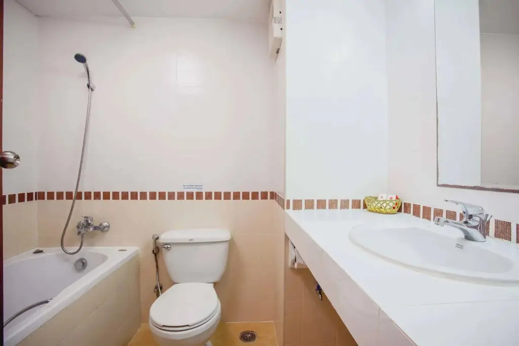 Паттайя: Eastiny Seven Hotel